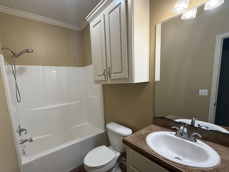 138 Palin Dr — Photo 9