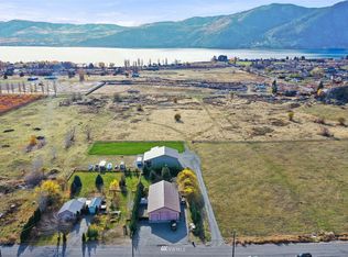 668 Lloyd Rd, Manson, WA 98831