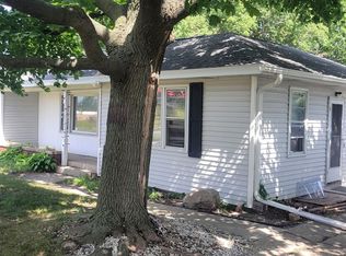559 E 16th St, Holland, MI 49423