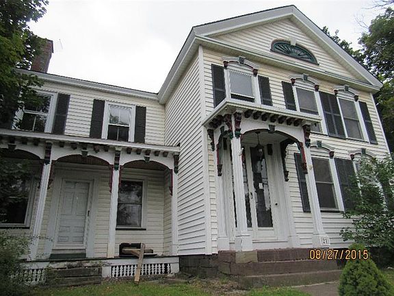 2nd image of 21 N Washington Ave