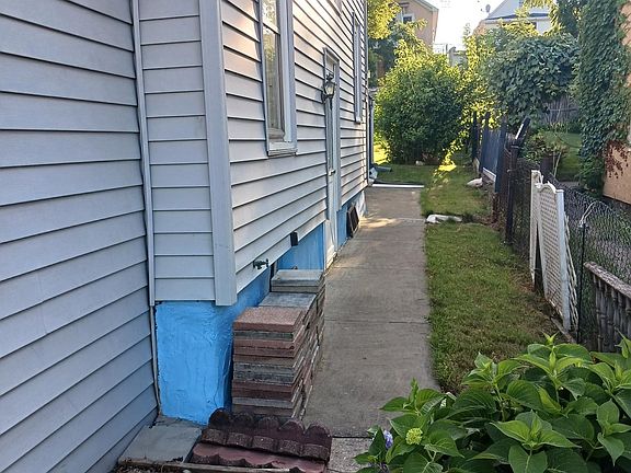 5th image of 317 Hill Ave