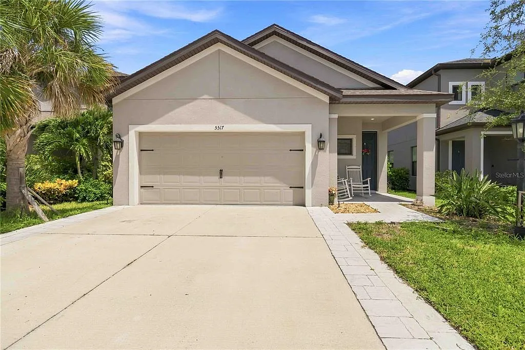 3 bed, 2.5 bath, 1790 sqft, $3,200 — Photo 1