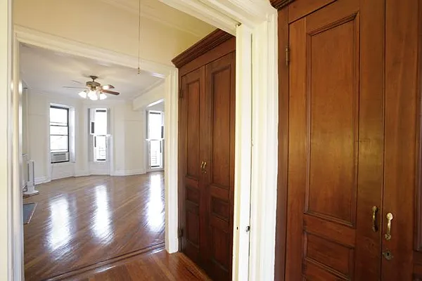 Rented by Garfield Realty  | media 34