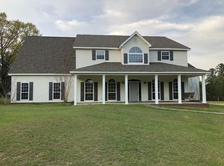 327 Bozie Rd, Deatsville, AL 36022