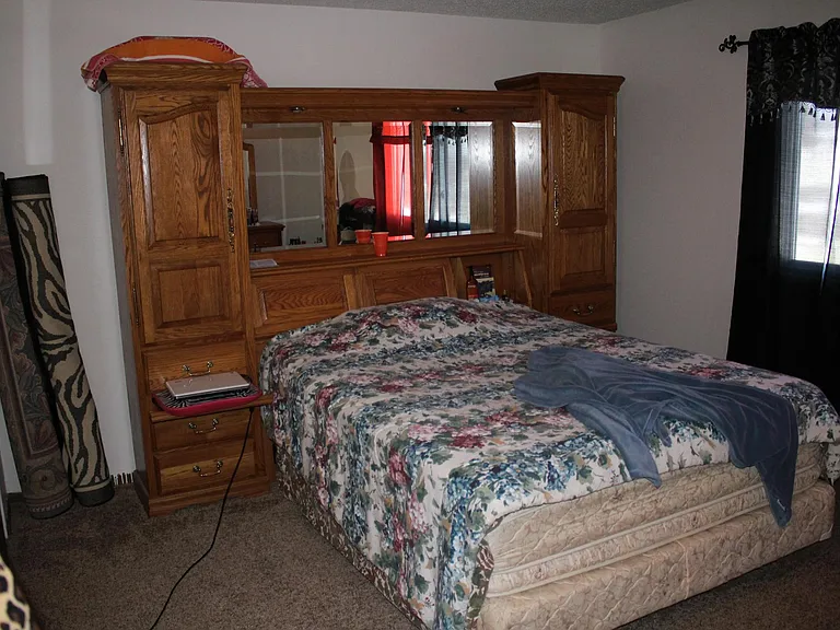 1112 Langley Rd — Photo 3