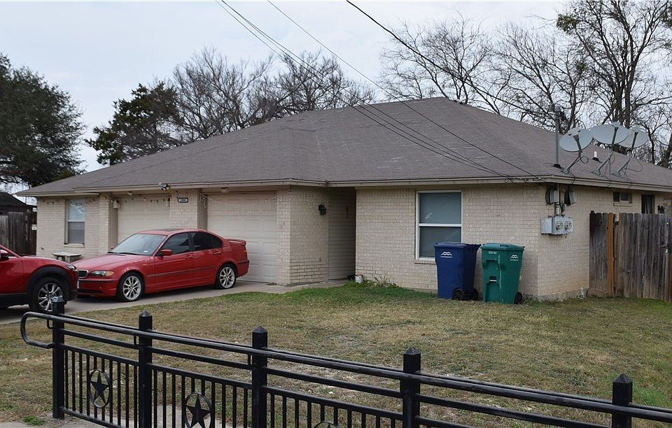 2nd image of 1008 W Avenue B