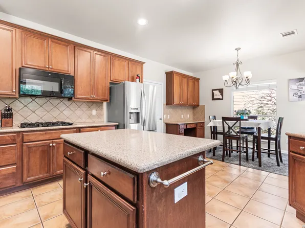 3319 ROAN VLY, San Antonio, TX 78259