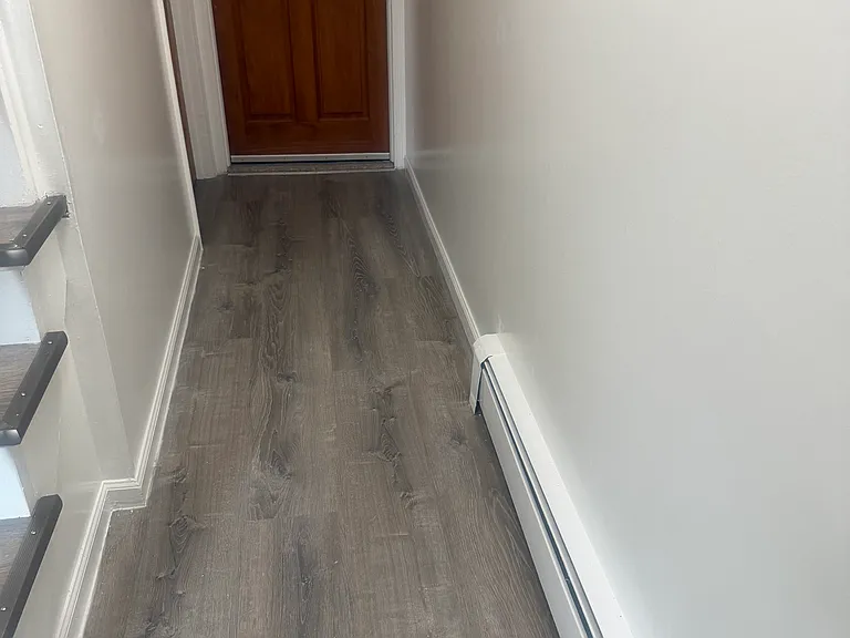 8 Greenwood Rd #1 — Photo 4