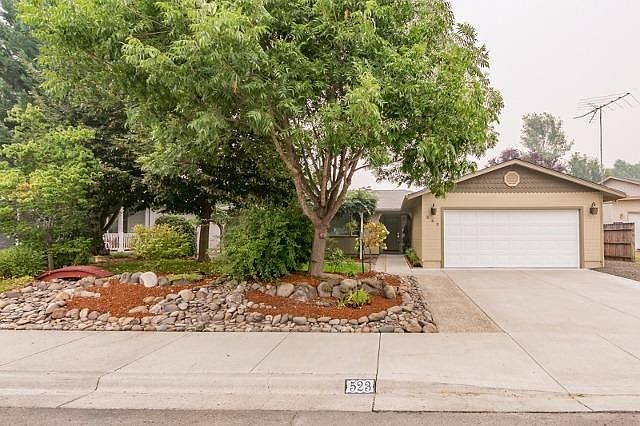 1st image of 523 Teakwood Dr