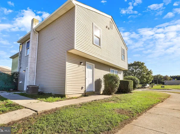 438 Afton Dr, Salem, NJ 08079