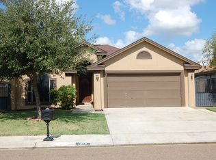 1516 Summit Dr, Laredo, TX 78045