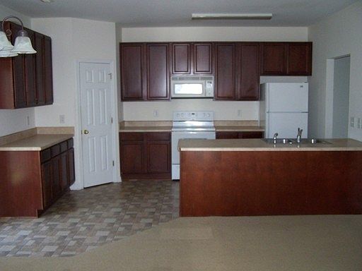 4th image of 3538 Dunbarton Dr