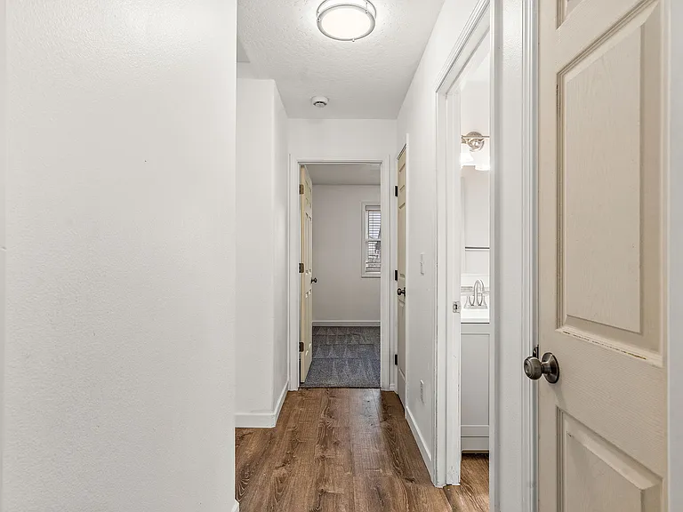 1017 Fox Brush St — Photo 6