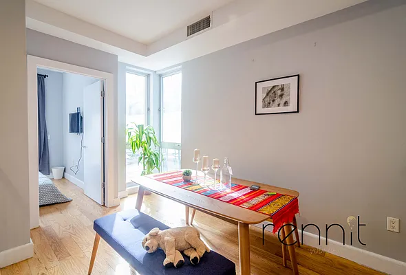 Rented by Rennit Inc. | media 18