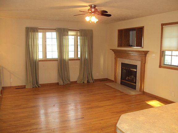 2nd image of 1331 N 79th St