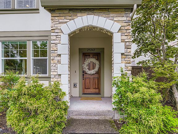 3rd image of 29242 SW Costa Cir E