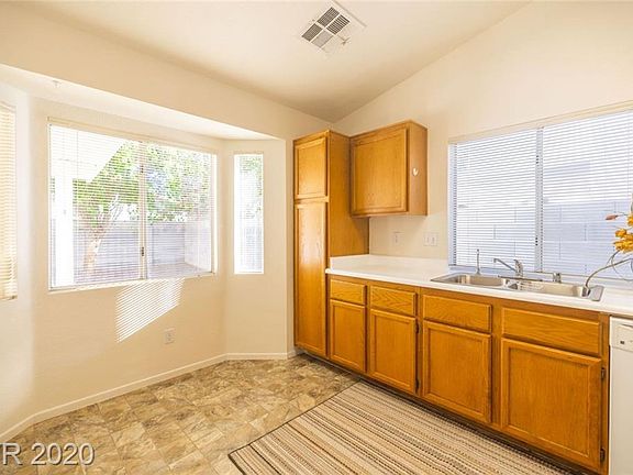 3rd image of 7002 Cypress Gardens Ln