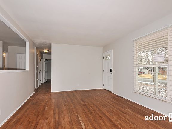 4th image of 2295 Liberty Dr
