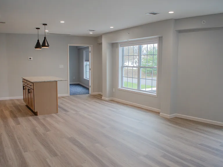 Joslen Commons — Photo 18