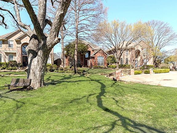 3rd image of 18815 Haddington Ln