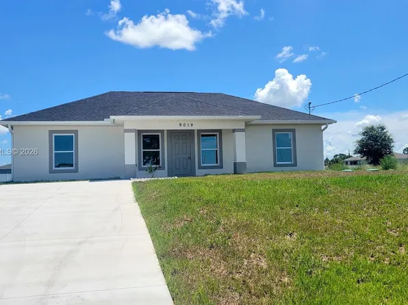 9019 E Crow Cir, Labelle, FL 33935