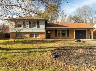 8502 Rhett Butler Dr, Plantation, KY 40242