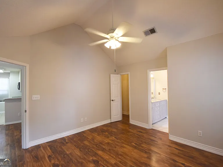 115 S Fairfield Dr — Photo 17