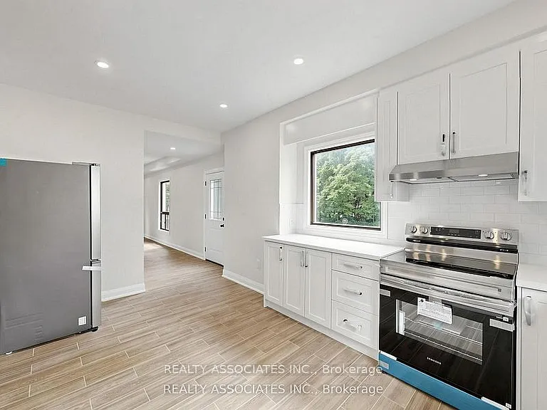 6058 Culp St — Photo 12