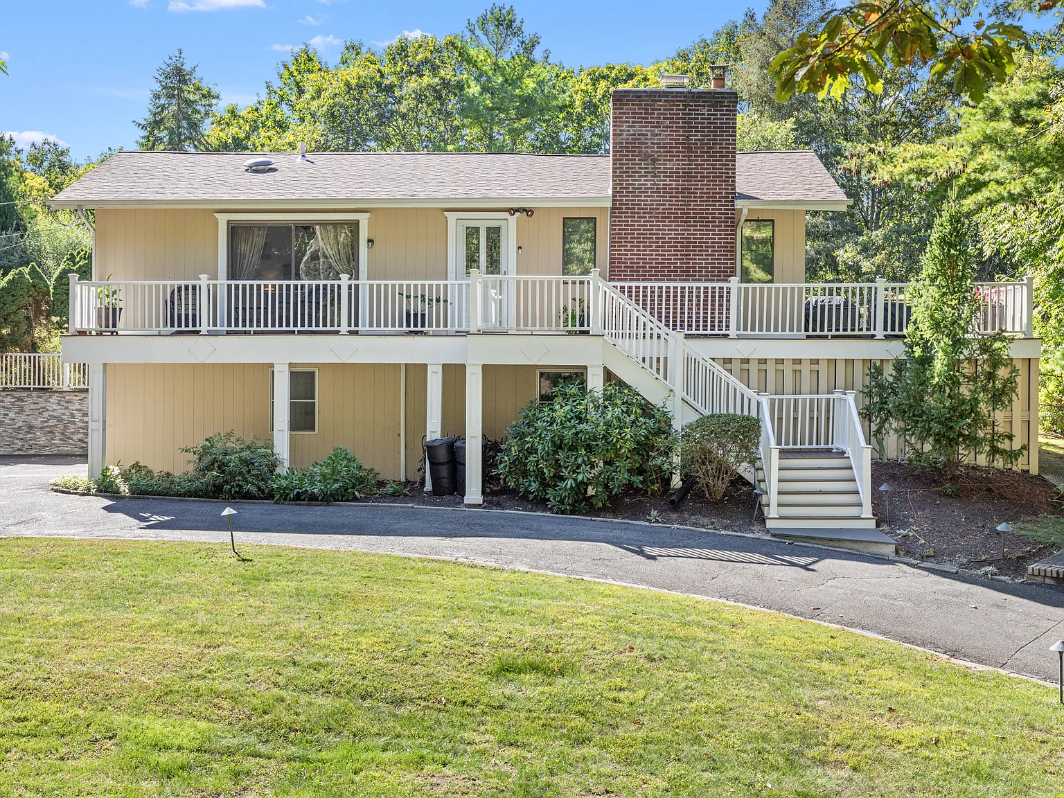 Sag Harbor New Renovation! — Photo 1