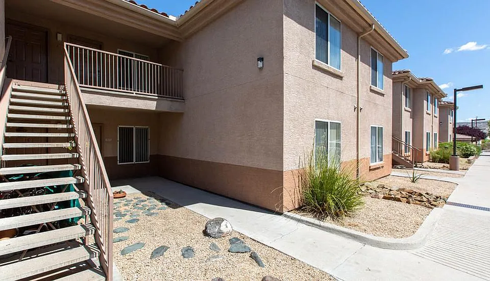 Parkway Apartments