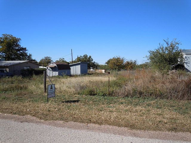 1st image of 0 Pansy Avenue 32&n1/2 Off #31