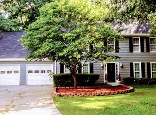 1060 Retner Dr SW, Mableton, GA 30126