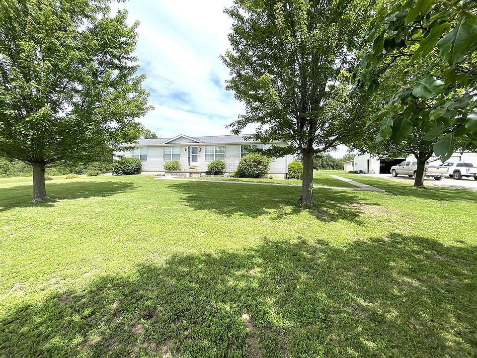 1st image of 24337 Hamlet St