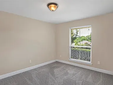 4084 Blackwell Ct W — Photo 6