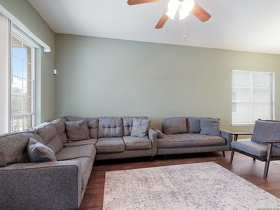 3rd image of 10515 CATFISH LN
