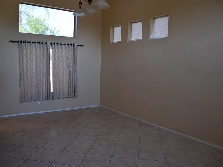 1109 E Nunneley Rd — Photo 12