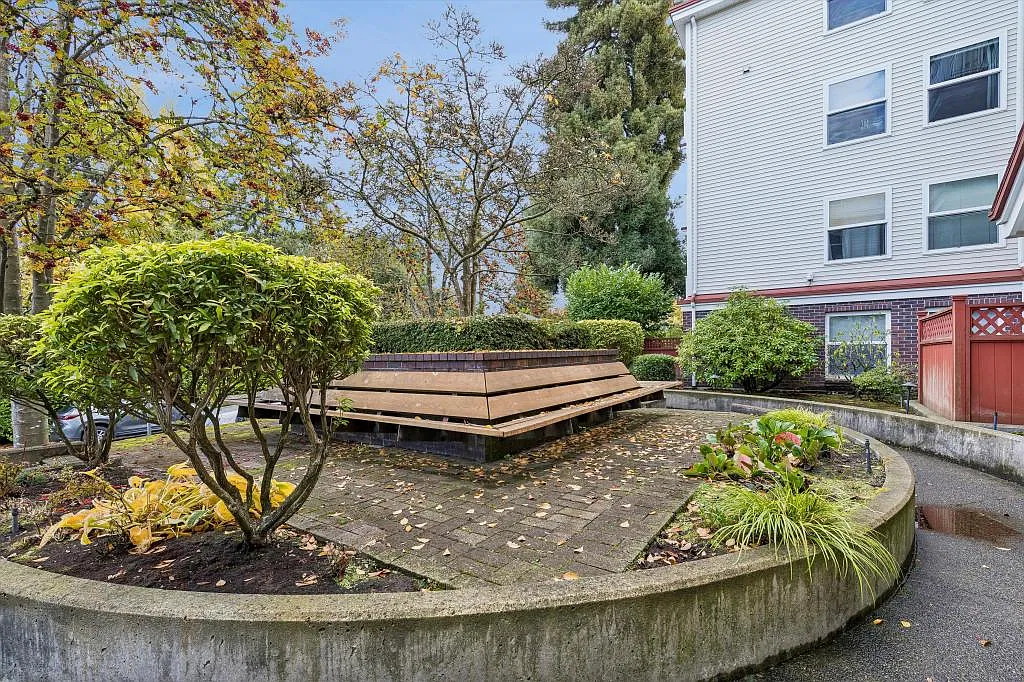 411 N 90th St, Unit 403, Seattle, WA 98103 - 1 bedroom — Photo 4