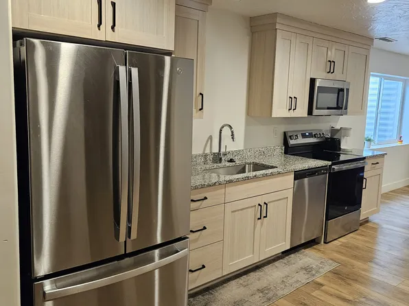 2664 W Black Sage Dr, Cedar City, UT 84720