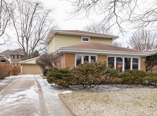 9114 Mango Ave, Morton Grove, IL 60053