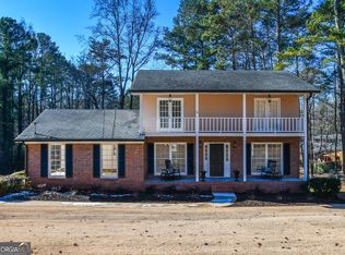 1357 Ridgewood Dr, Lilburn, GA 30047