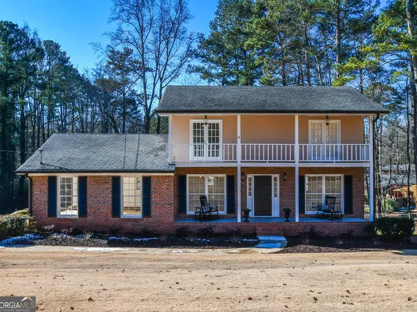1357 Ridgewood Dr, Lilburn, GA 30047