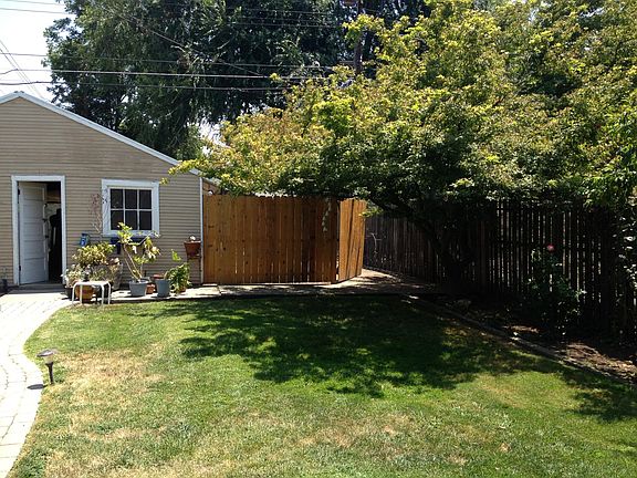 2nd image of 1219 33rd St