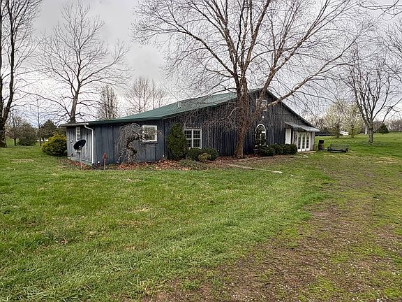 3rd image of 2373 Lincoln Park Rd