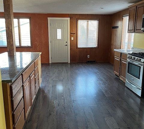 4th image of 157 Park Ave NW