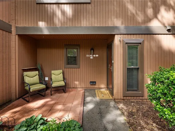 11640 E Briar Patch Dr, Midlothian, VA 23113