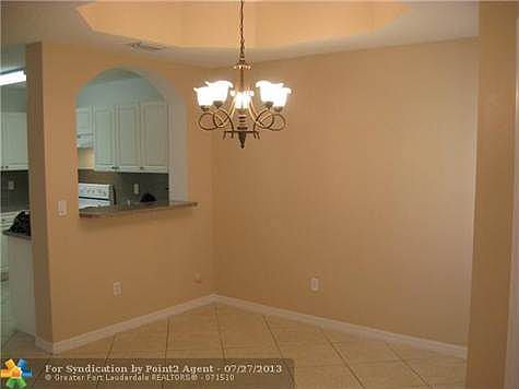 4th image of 2160 Anchor Ct #2303