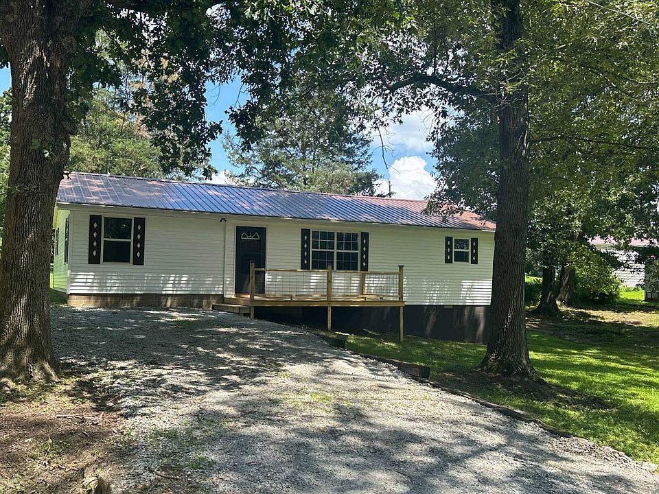 1st image of 125 Sullivan Dr