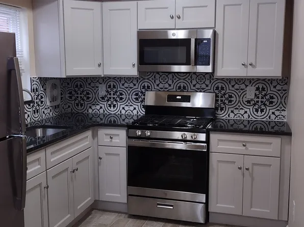 2105 Emerson St Floor 1, Philadelphia, PA 19152