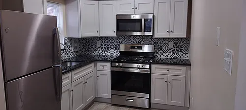 2105 Emerson St #1 Photo 1
