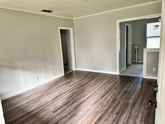 2nd image of 1409 N Dawson St #A